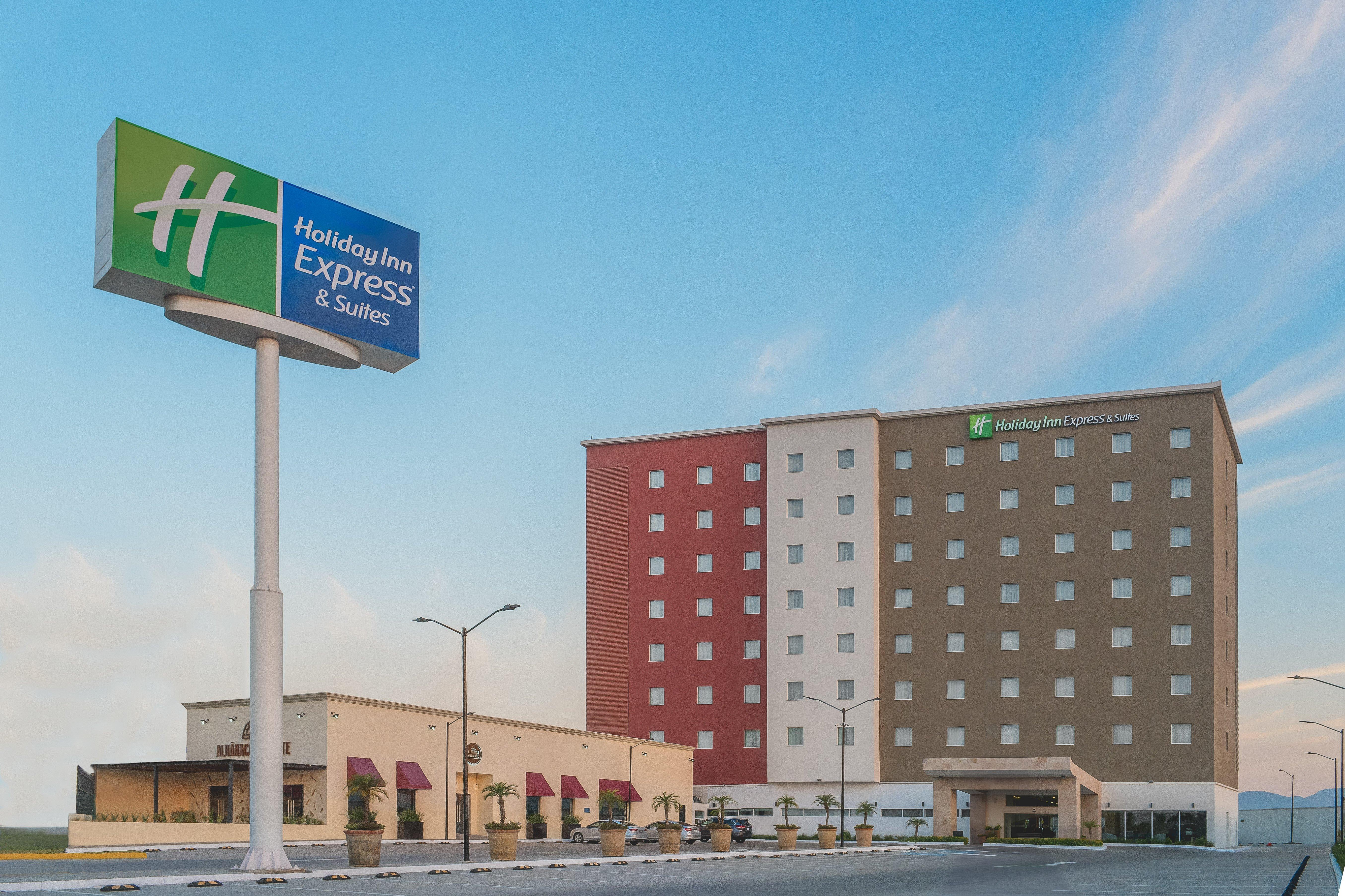 Holiday Inn Express & Suites Silao Aeropuerto Terminal, An Ihg Hotel 외부 사진